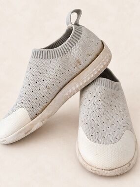 Minimoc Kids PLAY CONDITION Slip-On Knit Sneakers White / Light Gray / Size 11